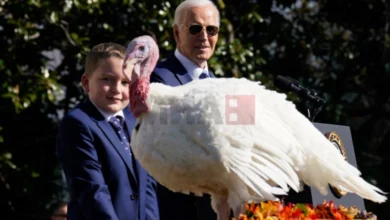 Photo of Бајден помилува две мисирки пред Денот на благодарноста