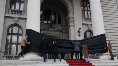 Photo of Новосаѓани застанаа 14 минути барајќи одговорност за несреќата на железничката станица