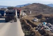 Photo of Со полициска асистенција камионите на комуналните претпријатија од соседните општини исфрлија отпад на депонијата во Кочани