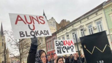 Photo of Протести во Србија: На студентите им се придружија актери и просветни работници