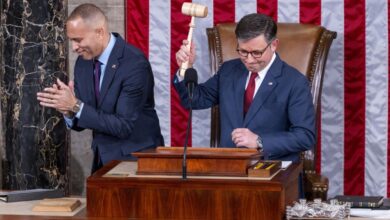 Photo of Мајк Џонсон реизбран за спикер на Претставничкиот дом на САД по драматично гласање