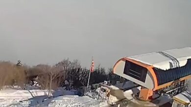 Photo of Видео: Скопје потонато во смог. Сонцето се гледа само на Водно, но жичарата не работи