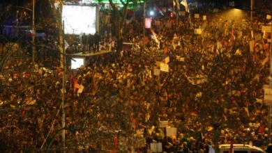 Photo of Србија: РТС со прилози за протестите на студентите; СНС со реакција дека тоа е „прекршување на правилата и вредностите за непристрасно новинасртво