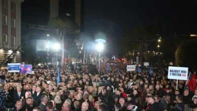 Photo of Протест на албанската опозиција пред Владата во Тирана