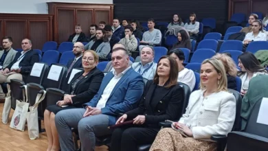 Photo of Јаневска: Спроведуваме истражување за вработливоста на македонските студенти, податоците ќе помогнат за нови политики во високото образование