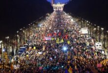 Photo of На демонстрациите во Берлин против екстремната десница учествуваа околу 160.000 луѓе