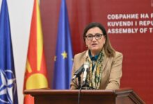 Photo of Тренчевска до Лефков: Преслушај се уште еднаш, верувам ќе се засрамиш