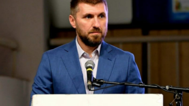 Photo of Митески: Проблемот со сметот е поради Арсовска, како општина дополнително ангажираме секој месец 100 лица со цел чист Аеродром