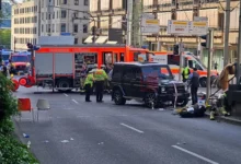 Photo of Неколкумина повредени откако автомобил удри во група луѓе во Штутгарт