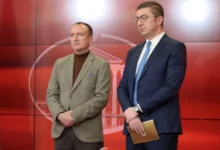 Photo of Заврши средбата Мицкоски – Таравари, до крајот на месецов ќе се знае иднината за функционирањето на АА во Владата