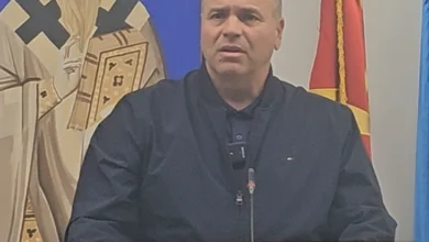 Photo of Димитриевски: Македонија не смее да биде повеќе монета за поткусурување во рацете на неспособни и корумпирани лидери