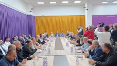 Photo of Алијансата за Албанците (AA) на Таравари одлучува дали ќе остане во Владата