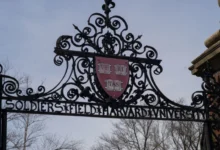 Photo of Владата на САД го одзема правото на Харвард да запишува странски студенти