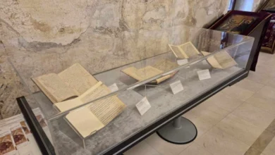 Photo of Ексклузивна изложба на ракописи и старопечатени книги од Националната библиотека на Македонија која досега не е прикажана во Македонија
