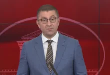 Photo of “Се надевам дека професорите по право подготвиле издржана кривична пријава” Мицкоски му се закани на Апасиев со контра пријава за лажно пријавување