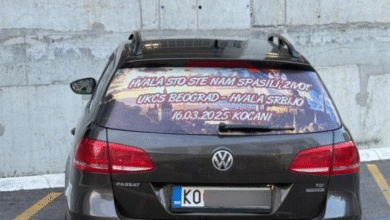 Photo of „Ви благодариме што ни ги спасивте животите“ – Порака од семејство на повредено дете од Кочани оставена на автомобил пред УКЦС во Белград