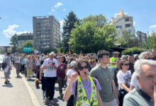 Photo of Илјадници на протест за жртвите на несреќата кај железничката станица во Нови Сад