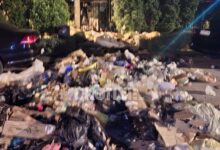 Photo of МВР го запленила камионот со кој ноќеска Ганиу истураше ѓубре пред канцеларијата на Арсовска.Мерцедесот го однеле во Дрисла