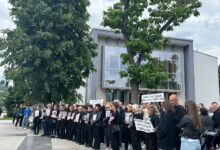 Photo of (ГАЛЕРИЈА) Шести марш на ангелите во Кочани – за одговорност, правда и помош на семејствата на жртвите и повредените во пожарот во Пулс