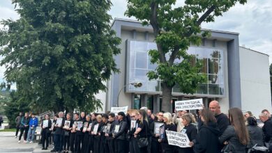 Photo of (ГАЛЕРИЈА) Шести марш на ангелите во Кочани – за одговорност, правда и помош на семејствата на жртвите и повредените во пожарот во Пулс