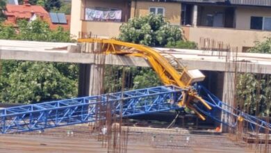 Photo of Падна кран на градилиште во старата касарна во Битола