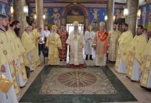 Photo of Приврзаниците на отец Партениј денес на протест – бигорскиот старец да биде владика на Дебарско-кичевската епархија, а не монахот Георгиј