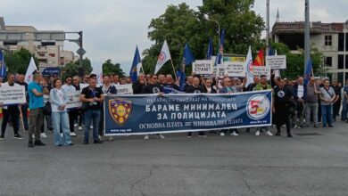 Photo of (ФОТО) Независниот синдикат на полицијата на протест побара повисоки плати и воедначена судска пракса