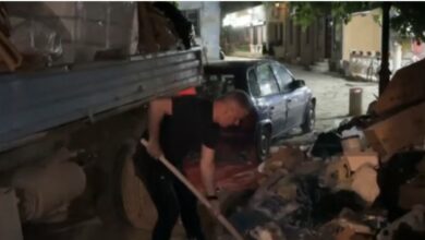 Photo of ВИДЕО: Ганиу во отворена војна со Арсовска. Ќе и истура ѓубре пред нејзината канцеларија оти му ги откри дивоградбите