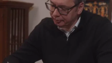 Photo of Вучиќ се приклучи на Движењето за народот и државата и ги повика и граѓаните да го сторат тоа