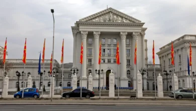 Photo of Најдоцна до почетокот на септември сите државни возила ќе добијат таблички во боја
