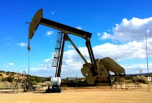 Photo of Цените на нафтата паднаа за 5 отсто по нападот на Иран врз американската воена база