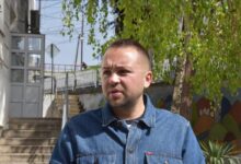 Photo of ВД градоначалникот на Кочани за РСЕ – Пратеникот на половина од загинатите им бил професор а нигде го нема на протестите. Папазов сабајлето држел брифинг попладнето на фб „поднесе“ оставка. Судењето будно ке го следиме