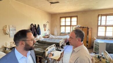 Photo of (ФОТО) Министерот Aлиу ја посети Психијатриската болница „Скопје“ – затекна нечовечки услови за живот