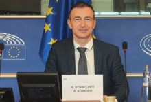 Photo of Ковачев: Трите најголеми партии во ЕП се согласија да се отстрани „македонскиот идентитет и јазик“ од извештајот за Северна Македонија