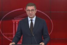 Photo of Мицкоски ги знае, но не ги открива позициите на сестрински партии за извештајот на ЕП