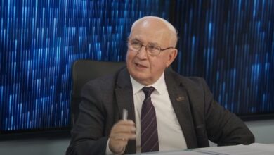 Photo of Лидерот на пензионерите Николовски од СДСМ ќе побегне во ВМРО ДПМНЕ. Ќе се пазари со Мицковски за министерско и директорски места