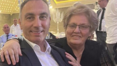 Photo of Maјката на Груби: Те гонат како во комунизмот, ама ќе пропаднат како што пропадна тој систем, вистината ќе победи по Божја волја