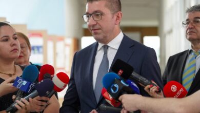 Photo of Мицковски – На Сиљановска и е редот да оди во Хаг,јас бев во Вашингтон. Бугарија прави егзибиции наместо Радев го праќа Жељазков и средбата „виси“
