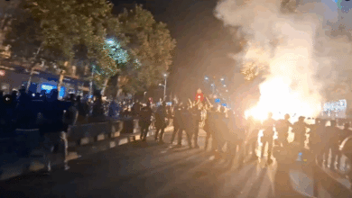 Photo of Жестоки судири во Белград: „Ова е крајот на предавничката влада“ Вучиќ ќе има обраќање до нацијата