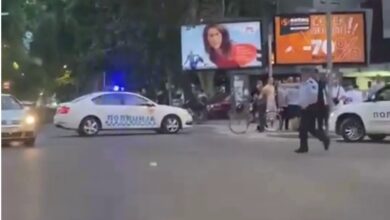 Photo of МВР со детали за инцидентот во Чаир: 14 годишник со нож се пресметувал со 64 и 18 годишник