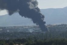 Photo of Пожар во отпад за пластика и гуми, црн облак од дим го покри Куманово
