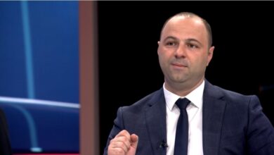 Photo of Министерот Мисајловски не се согласува дека изборот на Петар Богојески за наставник на Воената академија е политичко вдомување
