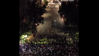 Photo of (Видео) Српски твитерџија низ солзи: Отру со омраза и подели цел народ за да остане на власт!