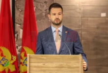 Photo of Претседателот на Црна Гора ја потпиша спорниот договор со ОАЕ за туризам и недвижности