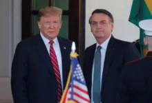 Photo of Трамп ги осуди постапките кон поранешниот бразилски претседател, Жаир Болсонаро, нарекувајќи ги „вешта политичка хајка“