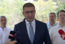 Photo of Мицкоски жали што на талибански начин од Извештајот за напредокот на земјава во ЕП се сака да се извадат македонскиот јазик и идентитет