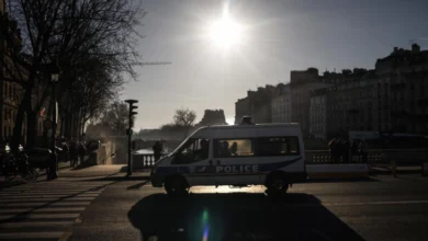 Photo of Во Лимож 100 луѓе фрлаа рачни бомби и молотови коктели врз возила и полиција