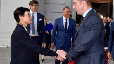 Photo of Пораките на еврокомесарката Кос се изгубија во гравчето, пинџурот и полнетите пиперки