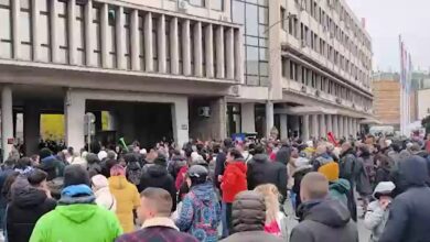 Photo of Десетици повредени, 79 приведени во полициската акција против демонстрантите во Србија