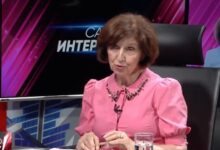Photo of Сиљановска Давкова: Не сакам да верувам дека идентитетот може да се препознае низ ајвар, вино, пинџур – верувам дека изјавата на Кос е случајна или несреќна